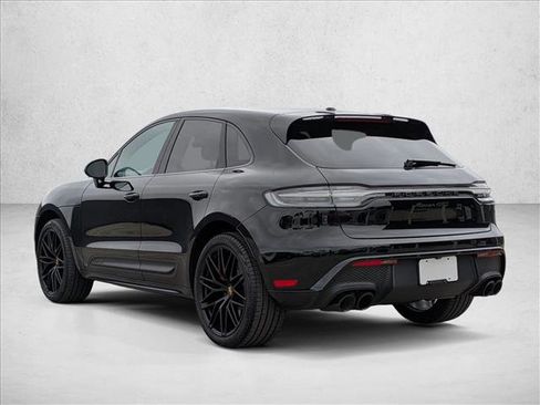 Certified 2023 Porsche Macan GTS image 3
