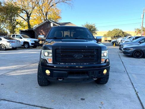 Used 2014 Ford F150 Platinum image 2
