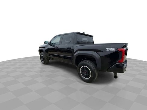 Used 2024 Toyota Tacoma TRD Off-Road AWD/4WD image 8