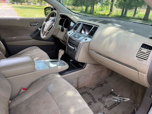 Used 2011 Nissan Murano S FWD image 31