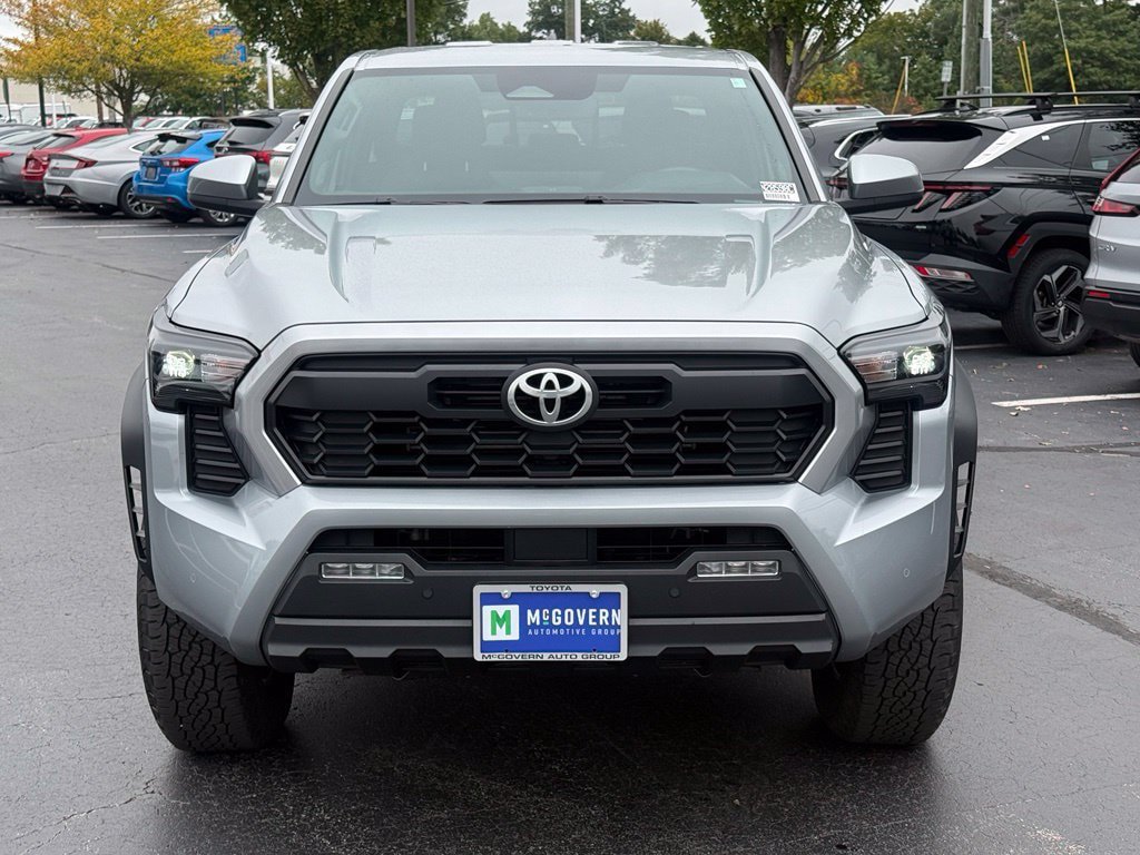 Used 2024 Toyota Tacoma TRD Off-Road w/ TRD Off Road Upgrade Package AWD/4WD image 13