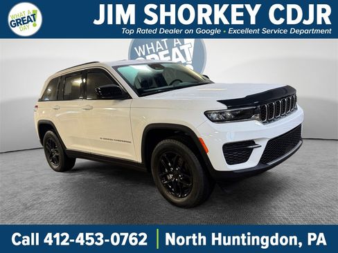 Used 2025 Jeep Grand Cherokee Laredo w/ Luxury Tech Group I image 1