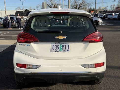 Used 2020 Chevrolet Bolt LT image 6