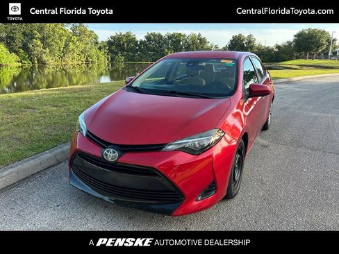 Used 2019 Toyota Corolla LE FWD image 1