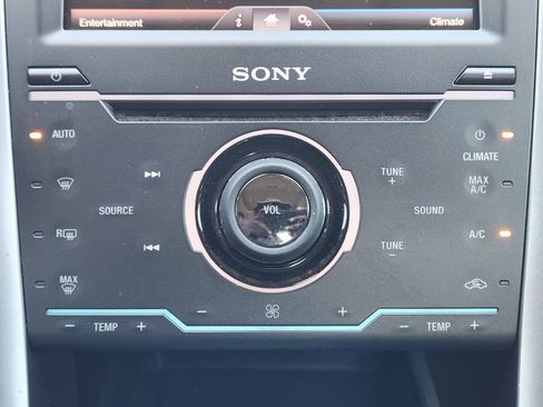 Used 2013 Ford Fusion Titanium w/ Titanium Driver Assist Pkg image 19