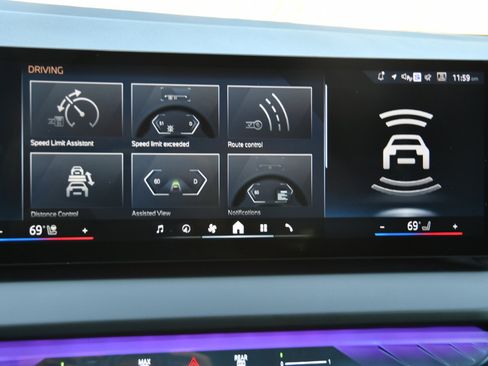 Used 2025 BMW X3 xDrive30i image 38