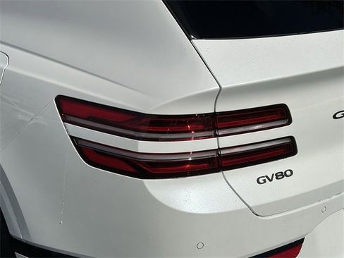 New 2026 Genesis GV80 3.5T Prestige image 14