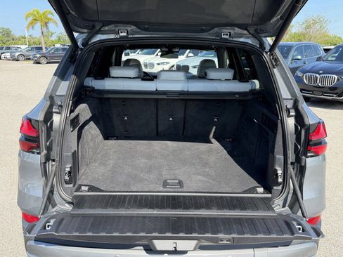 Certified 2024 BMW X5 sDrive40i w/ Premium Package RWD image 11