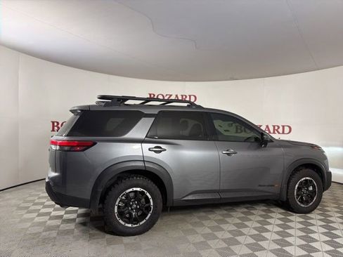 Used 2025 Nissan Pathfinder Rock Creek AWD/4WD image 9