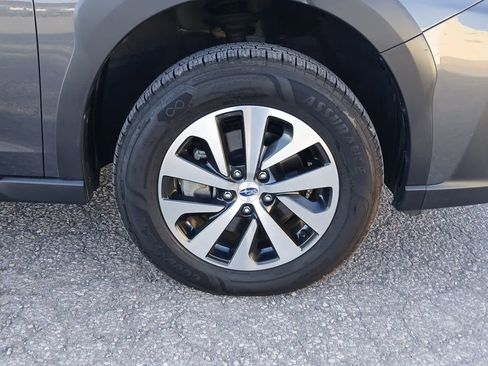 Used 2024 Subaru Outback Premium image 14