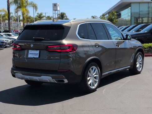 Used 2022 BMW X5 xDrive40i w/ Premium Package AWD/4WD image 10