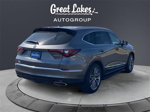 Used 2024 Acura MDX SH-AWD w/ Advance Package image 5
