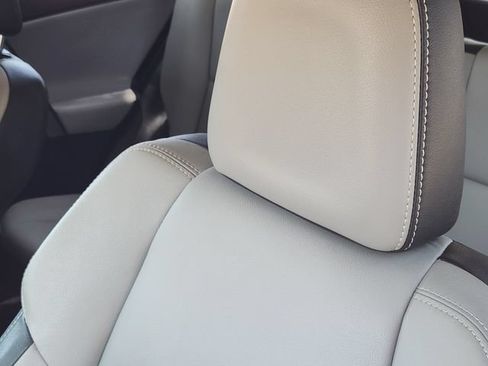 Used 2018 Toyota RAV4 Limited w/ Advanced Technology Package FWD image 15
