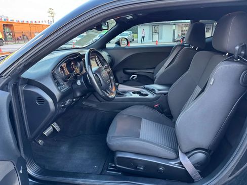 Used 2023 Dodge Challenger R/T w/ Blacktop Package image 19