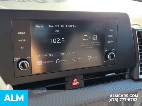 Used 2024 Kia Sportage LX image 19