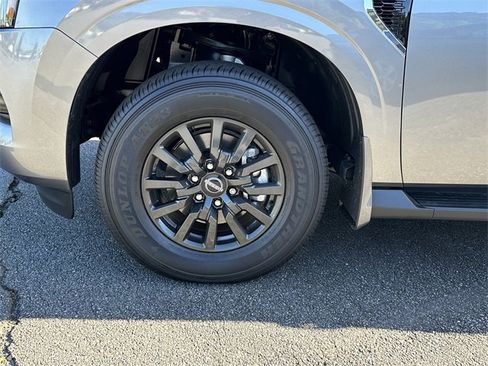 New 2025 Nissan Armada SV image 10