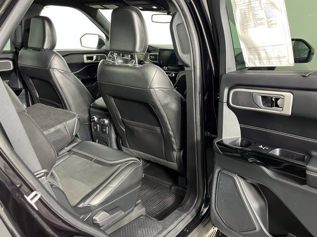 Used 2022 Ford Explorer ST w/ ST Street Pack AWD/4WD image 28