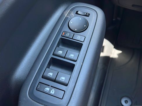 Certified 2024 Hyundai Santa Fe SE FWD image 18