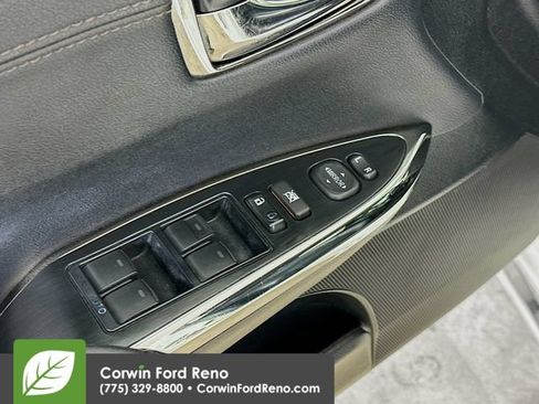 Used 2016 Toyota Avalon XLE FWD image 17
