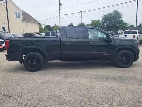 Used 2022 GMC Sierra 1500 Elevation w/ X31 Off-Road Package AWD/4WD image 17