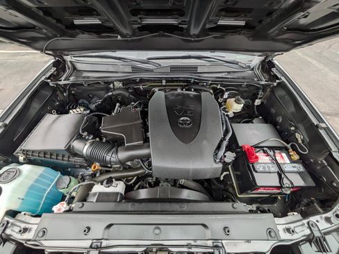 Used 2023 Toyota Tacoma TRD Off-Road image 26