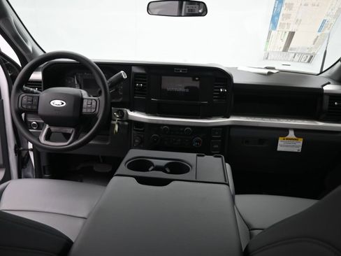 New 2025 Ford F250 XL w/ XL Off-Road Package image 14