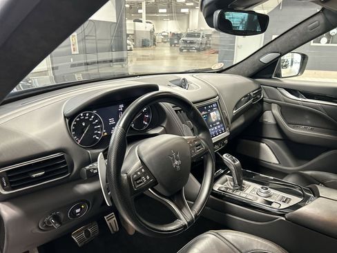 Used 2023 Maserati Levante Modena S AWD/4WD image 27