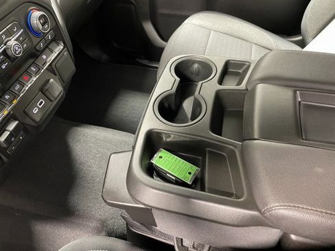 Used 2019 Chevrolet Silverado 1500 LT image 17