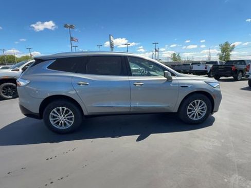 Certified 2023 Buick Enclave Essence AWD/4WD image 9