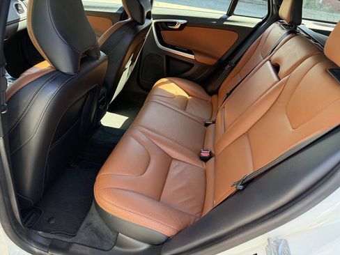 Used 2015 Volvo V60 T5 Premier AWD/4WD image 21