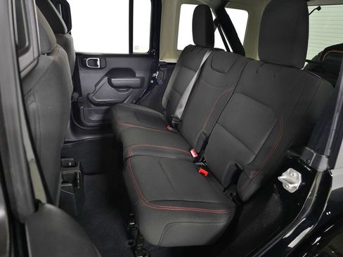 Used 2023 Jeep Wrangler Unlimited Rubicon w/ Xtreme 35 Tire Package AWD/4WD image 33