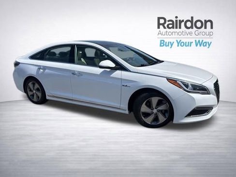 Used 2017 Hyundai Sonata Limited w/ Ultimate Package 02 FWD image 1