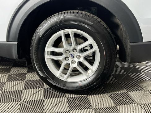 Used 2026 Ford Explorer Active image 36