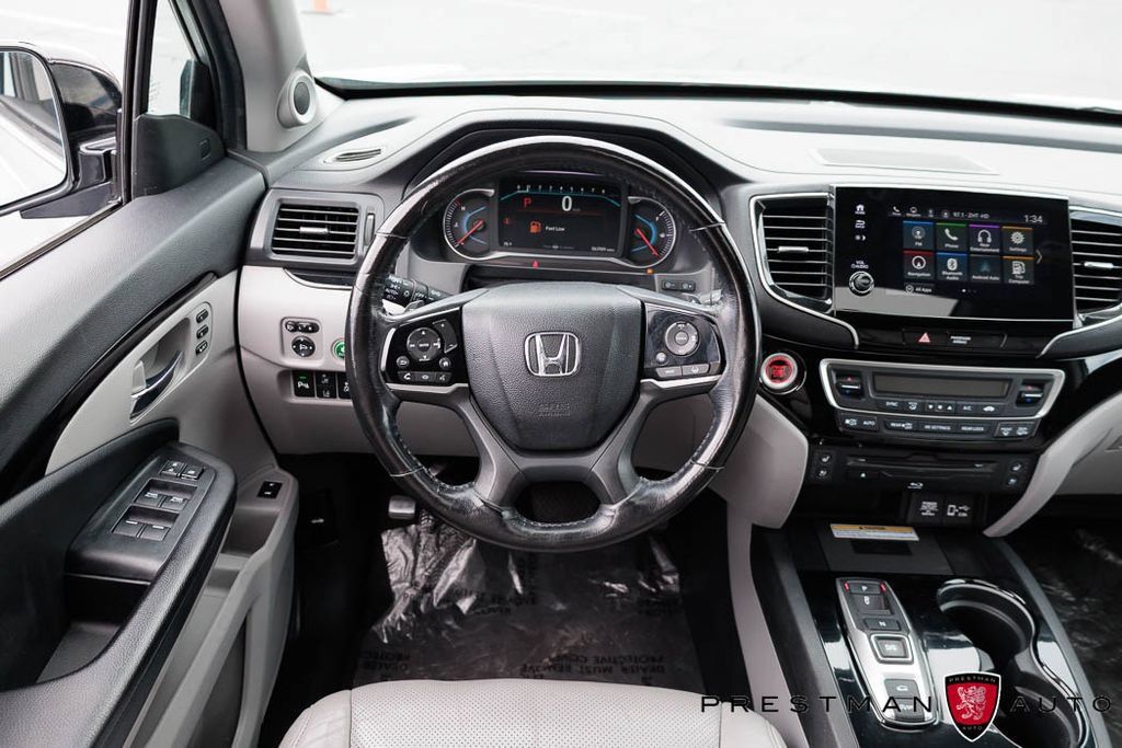 Used 2021 Honda Pilot Elite image 2