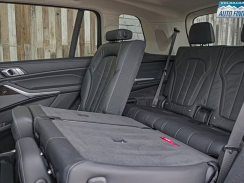 Used 2019 BMW X7 xDrive50i w/ Premium Package image 26