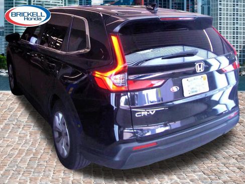 Used 2023 Honda CR-V LX image 4