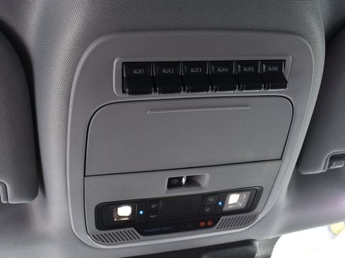 New 2026 Ford F350 XLT w/ XLT Premium Package AWD/4WD image 34