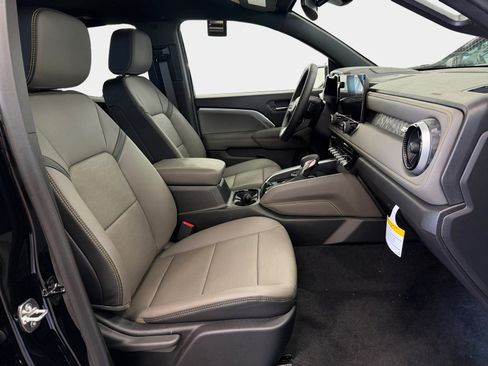 New 2026 Chevrolet Colorado ZR2 w/ Technology Package image 12