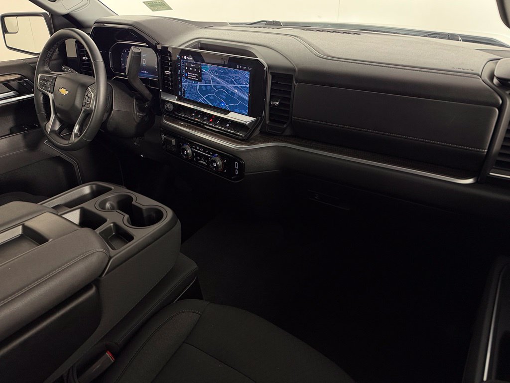 Used 2026 Chevrolet Silverado 1500 LT RWD image 14