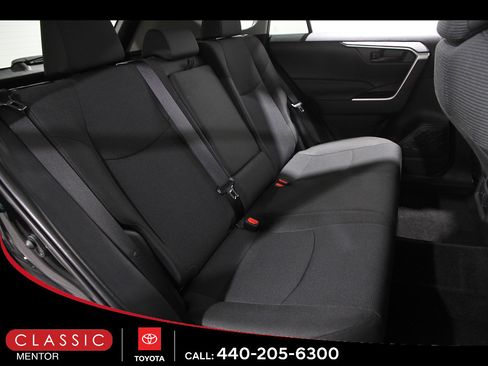 Certified 2025 Toyota RAV4 LE AWD/4WD image 18