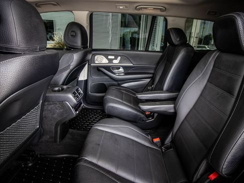 Used 2023 Mercedes-Benz GLS 580 4MATIC image 25