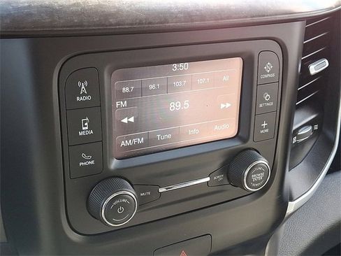 Used 2020 RAM 1500 Big Horn image 16