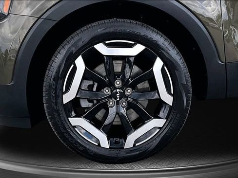 Used 2025 Kia Telluride S AWD/4WD image 32
