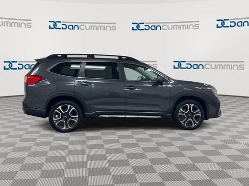 Used 2023 Subaru Ascent Limited AWD/4WD image 9