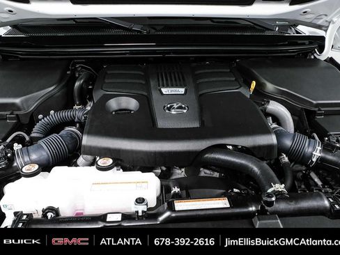 Used 2025 Lexus GX 550 w/ Accessory Package (2T) AWD/4WD image 38