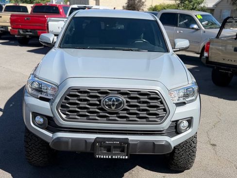 Used 2021 Toyota Tacoma TRD Off-Road w/ Technology Package AWD/4WD image 81