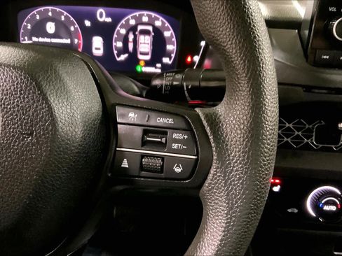 Used 2023 Honda Accord EX image 25