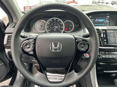 Used 2017 Honda Accord EX image 15