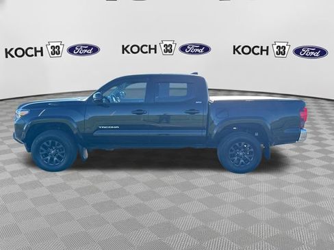 Used 2021 Toyota Tacoma SR5 AWD/4WD image 4