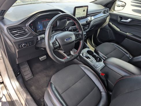 Used 2024 Ford Escape ST-Line AWD/4WD image 25